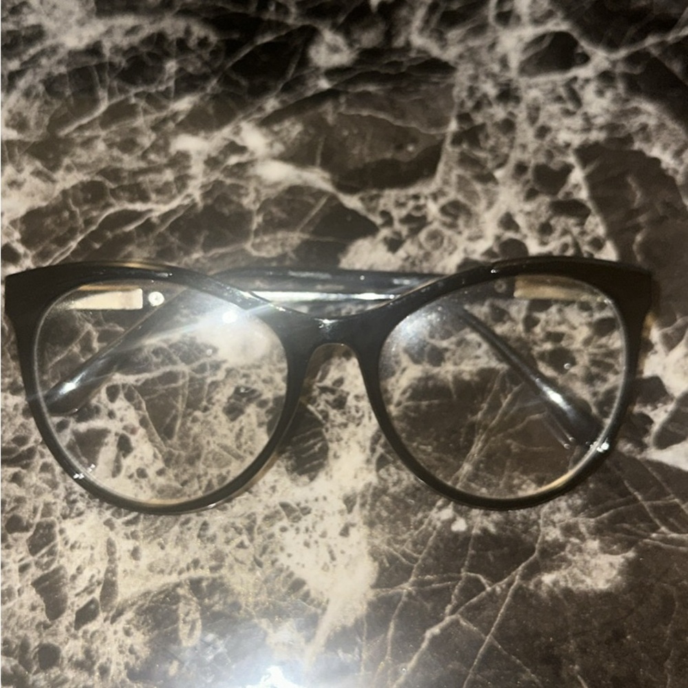 Clear fashion shades